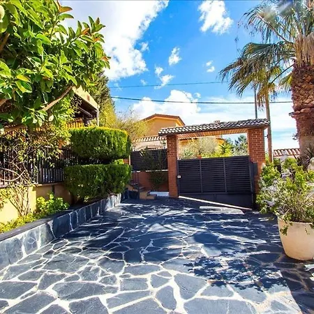 Villa Catalunya Casas Mountain Escape With Amazing Views Just 25km To Bcn! Torrelles De Llobregat