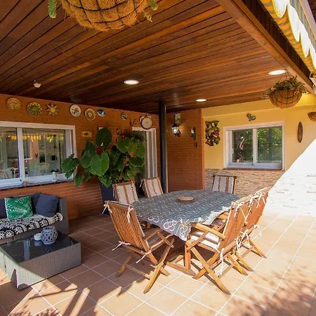 Villa Catalunya Casas Mountain Escape With Amazing Views Just 25km To Bcn!