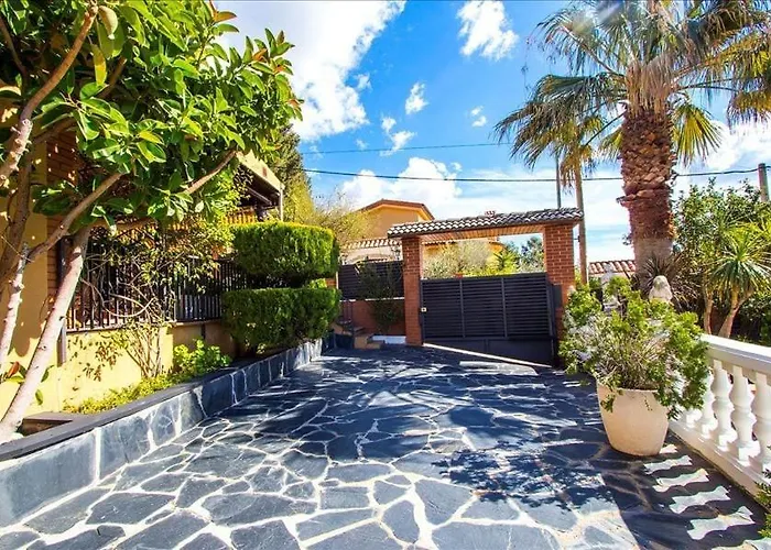 Villa Catalunya Casas Mountain Escape With Amazing Views Just 25km To Bcn! Torrelles De Llobregat